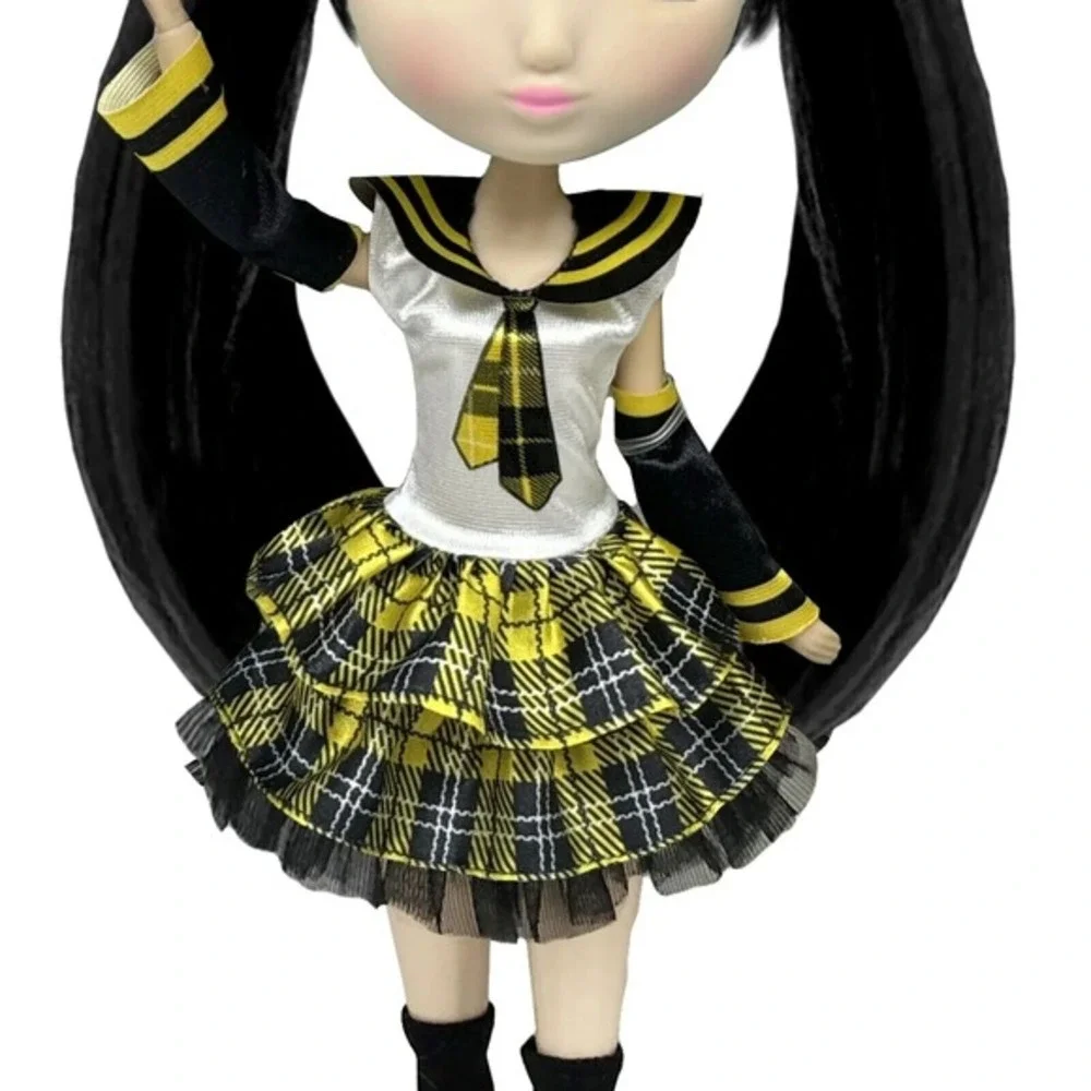 Shibajuku‎ Anime KIKI 13